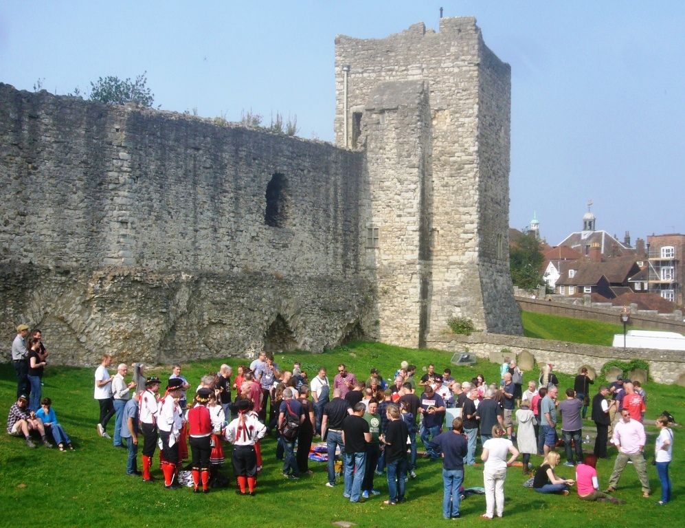 The finale, pizzas and photographs in the sun outside Rochester Castle.